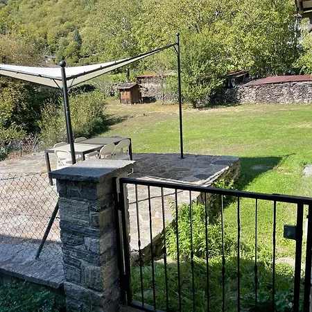 Rustico A Roveredo Gr Exterior photo